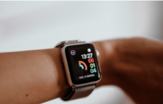 Rune Labs StrivePD Parkison 的监控 Apple Watch 应用获得 FDA 批准