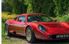 Invictus GT 是具有 1960 年代风格的 2 系列 Lotus Exige