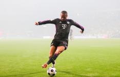 萨内对阵门兴完成9次过人，创造本赛季德甲单场过人纪录